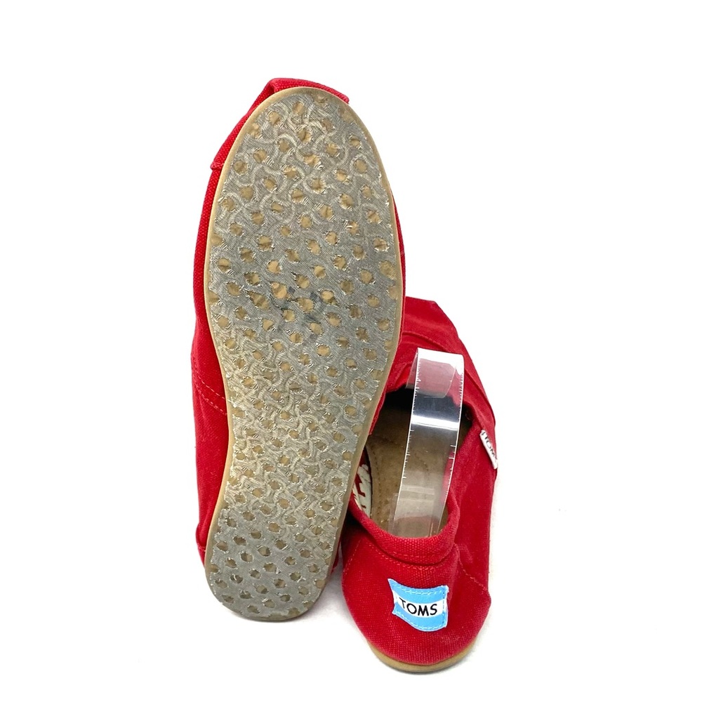 Toms - Picture 3 of 7